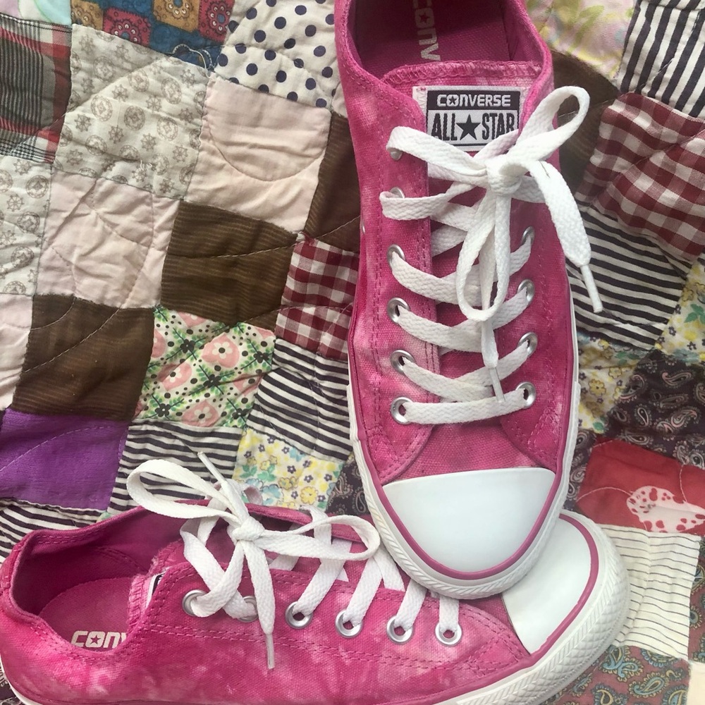 Converse All Star Women's Bright Pink Tie/Dyed Canvas Low Top Sneakers - Picture 2 of 6